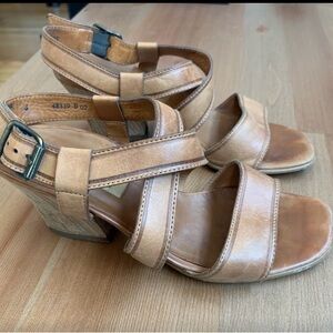 [Paul Green] Tan Leather Sandals